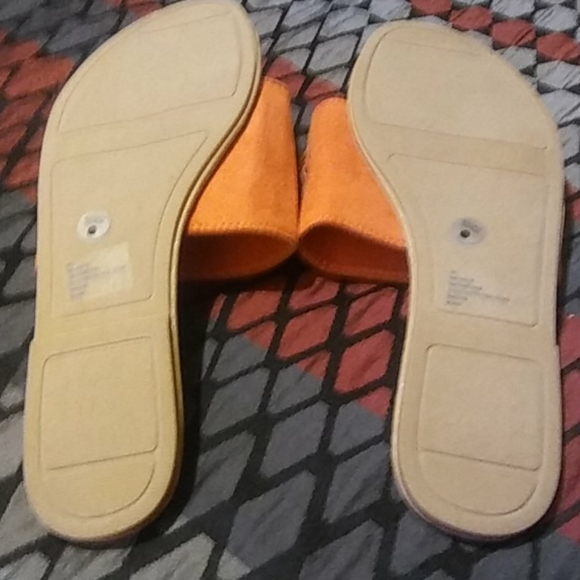 Sandals - Picture 3 of 3